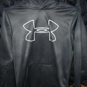 Patterned under Armour Hoodie sweater.